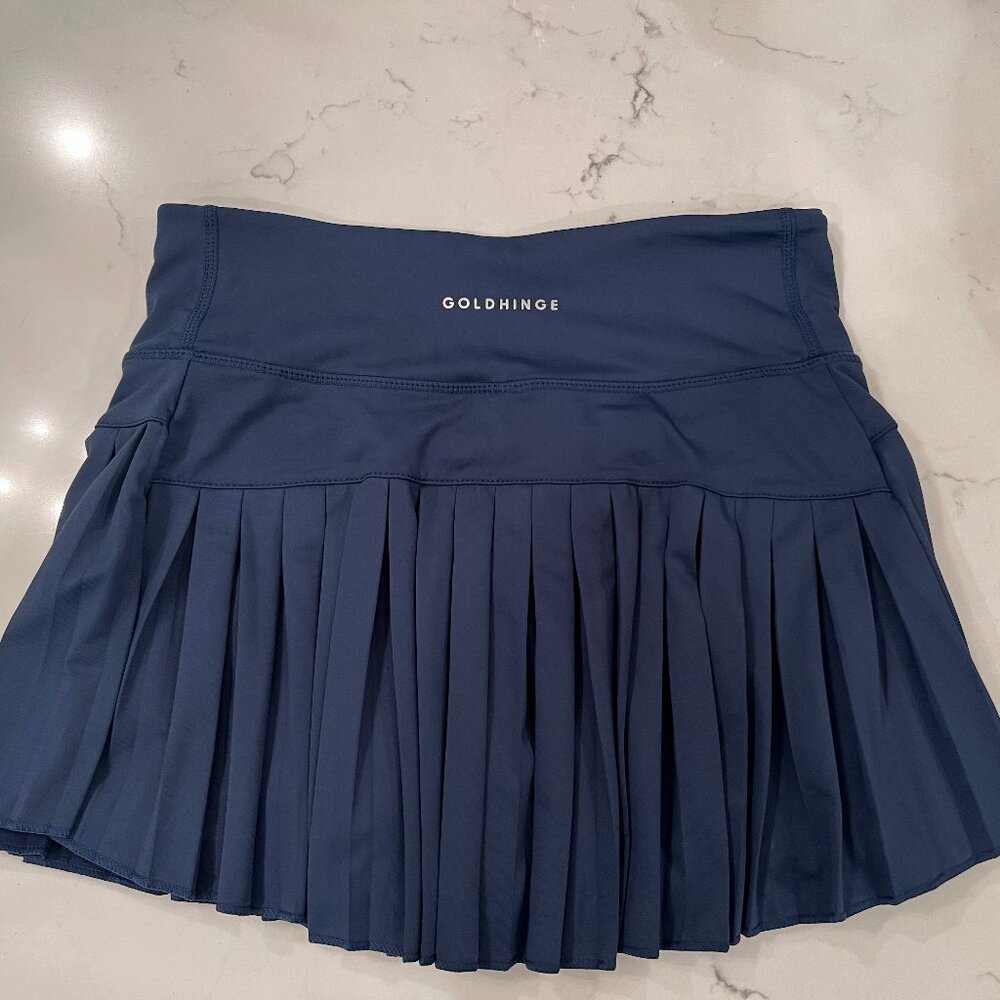 Gold Hinge Navy Pleated Athletic Skort – Size Small (Only Worn Once!)